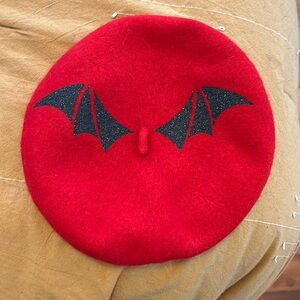 Witchwood bags vegan cashmere bat Beret